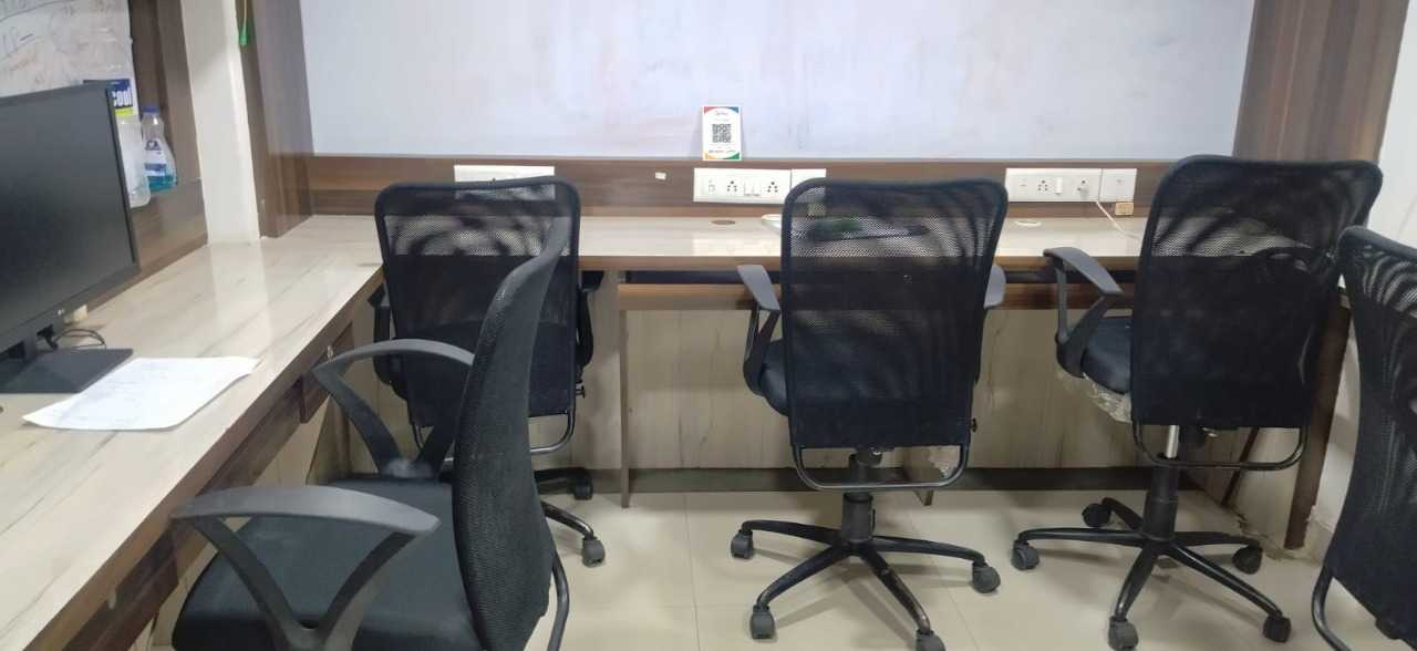 Fully Furnished Office Space For Rent