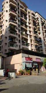 2 bhk in sect 35 G+7 building 1050 sqrft area Rs 80 lakh